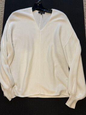 1. State Cream V-Neck Ribbed Pullover